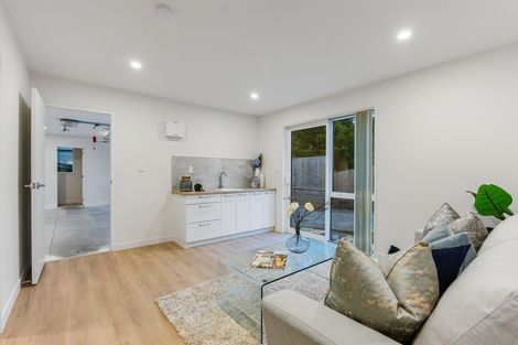 Photo of property in 14a Crystal Avenue, Glendene, Auckland, 0602