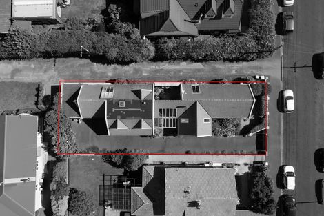 Photo of property in 28 Ings Avenue, Saint Clair, Dunedin, 9012