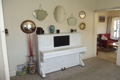 Photo of property in 22 Harris Street, Waimate, 7924