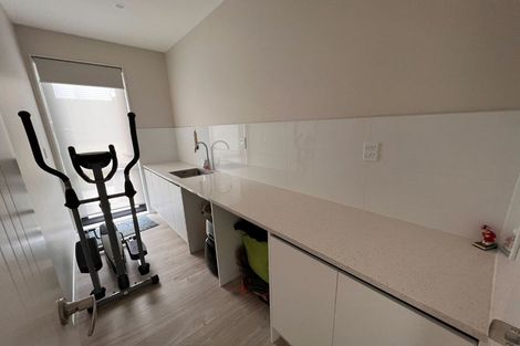 Photo of property in 8 Celestial Crescent, Orewa, 0931