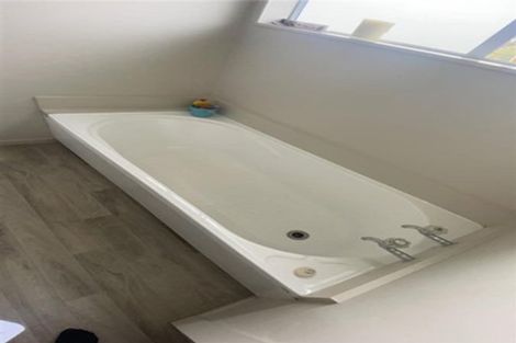 Photo of property in 28/24 Eastglen Road, Glen Eden, Auckland, 0602