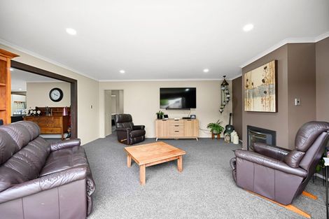 Photo of property in 9 Roderick Place, Rototuna, Hamilton, 3210