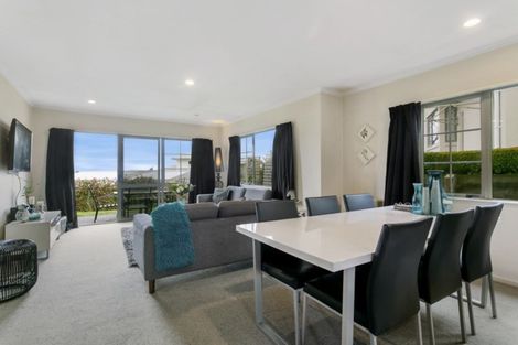 Photo of property in 28 Lakeridge Close, Rangatira Park, Taupo, 3330