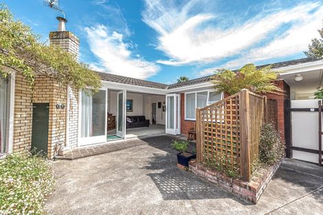 Photo of property in 8 Raine Street, Whanganui East, Whanganui, 4500