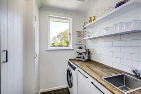 Photo of property in 49 Williams Street, Marewa, Napier, 4110