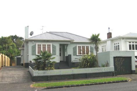 Photo of property in 143 Landscape Road, Mount Eden, Auckland, 1024