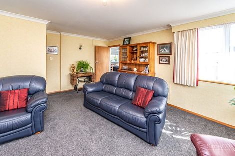 Photo of property in 34 Selwyn Crescent, College Estate, Whanganui, 4500