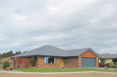 Photo of property in 13 Pascoe Drive, Woodend, 7610