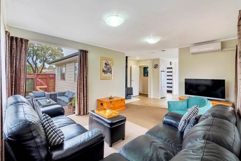 Photo of property in 9 Urlich Drive, Ranui, Auckland, 0612