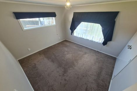 Photo of property in 4 Delaware Grove, Totara Park, Upper Hutt, 5018