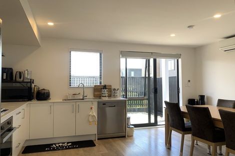 Photo of property in 33 Gecko Road, Hobsonville, Auckland, 0616