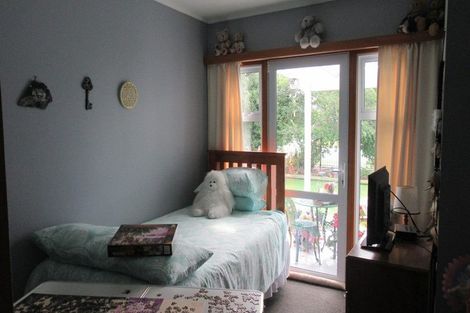 Photo of property in 85 Timaru Road, Waimate, 7924