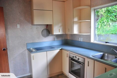 Photo of property in 6 Rajkot Terrace, Broadmeadows, Wellington, 6035