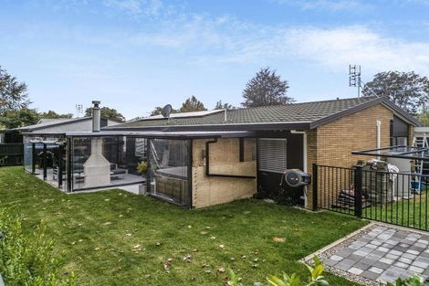 Photo of property in 163a Victoria Street, Cambridge, 3434