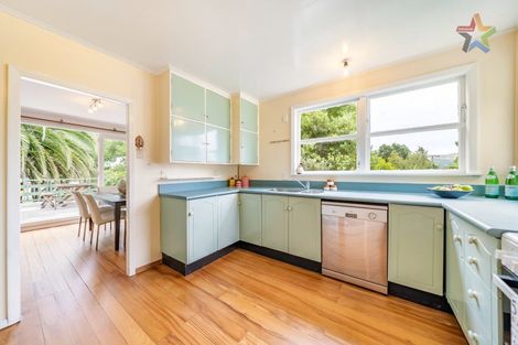 Photo of property in 33 Parnell Street, Fairfield, Lower Hutt, 5011
