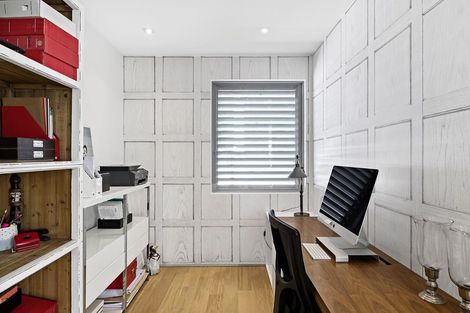 Photo of property in 8b Crown Lane, Remuera, Auckland, 1050