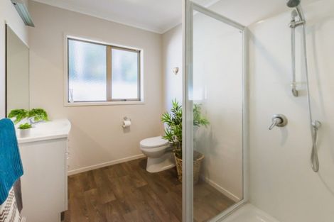 Photo of property in 90a Mazengarb Road, Paraparaumu Beach, Paraparaumu, 5032