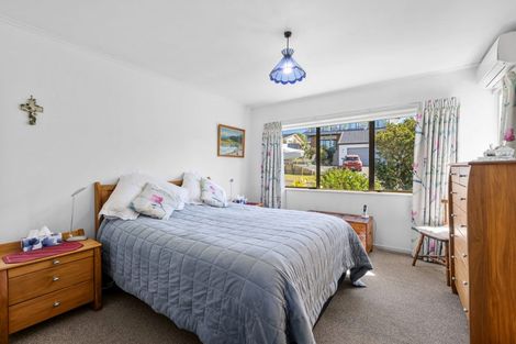 Photo of property in 1 Moana Terrace, Snells Beach, 0920
