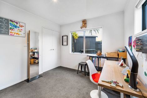 Photo of property in 120 Tiriwa Drive, Massey, Auckland, 0614