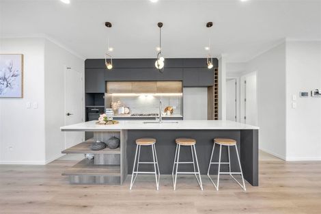 Photo of property in 18 Aklander Rise, Flat Bush, Auckland, 2019