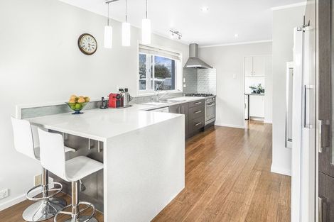 Photo of property in 28 Moreland Avenue, Pukete, Hamilton, 3200