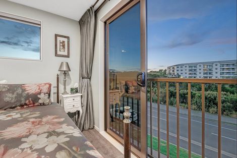 Photo of property in 42 Arran Point Parade, Orewa, 0931