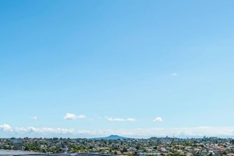 Photo of property in 210 Whitford Road, Shamrock Park, Auckland, 2016