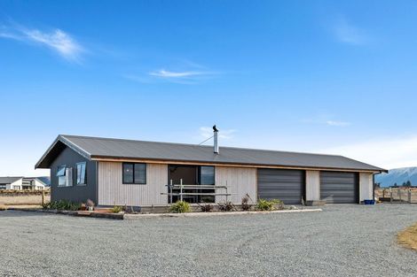 Photo of property in 9 Tussock Crescent, Twizel, 7901
