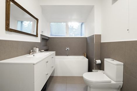 Photo of property in 27 Bruce Street, Roslyn, Dunedin, 9011