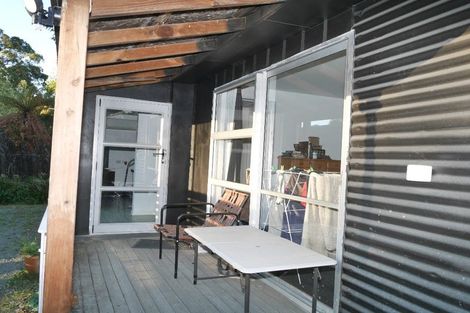 Photo of property in 192 Main Road South, Raumati South, Paraparaumu, 5032