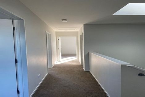 Photo of property in 9 Riroriro Close, Papakura, 2110