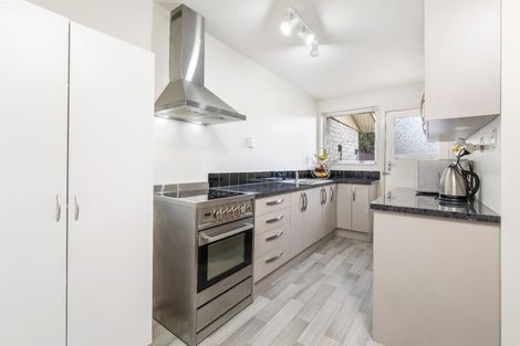 Photo of property in 3/33 Fairfield Avenue, Addington, Christchurch, 8024