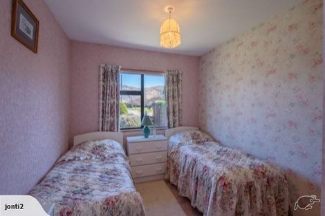 Photo of property in 15 Westmoreland Place, Cromwell, 9310