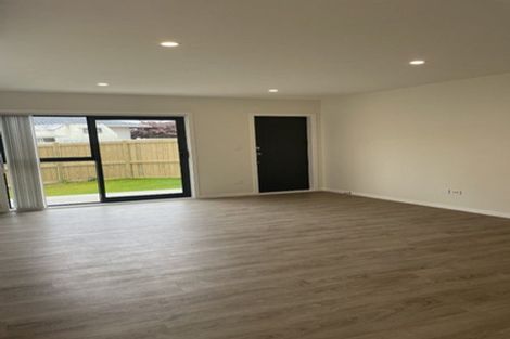 Photo of property in 79a Chilcott Road, Henderson, Auckland, 0612
