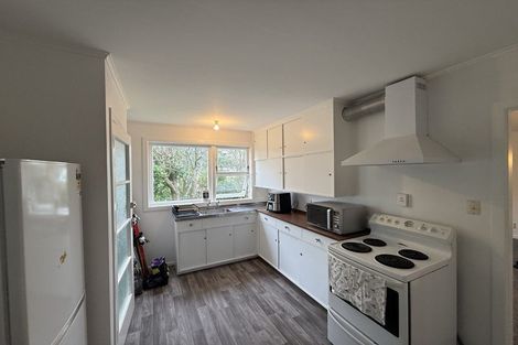 Photo of property in 5 Birch Street, Johnsonville, Wellington, 6037