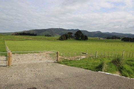 Photo of property in 619 Pinfold Road, Papatawa, 4998