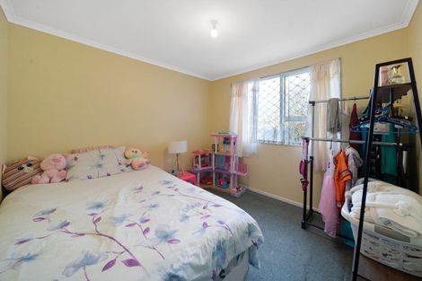 Photo of property in 28 Cottingham Crescent, Mangere East, Auckland, 2024