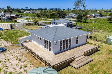 Photo of property in 15 Heawa Road, Aratapu, Dargaville, 0371