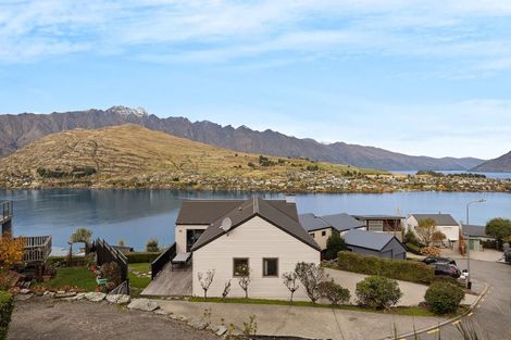 Photo of property in 5 Gum Lane, Queenstown, 9300
