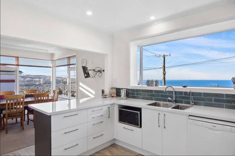 Photo of property in 154 Easther Crescent, Kew, Dunedin, 9012