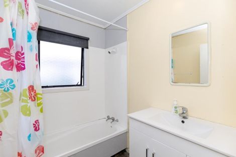 Photo of property in 1c Livingstone Avenue, Nawton, Hamilton, 3200