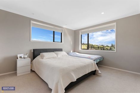 Photo of property in 16 Hillford Place, Welcome Bay, Tauranga, 3175