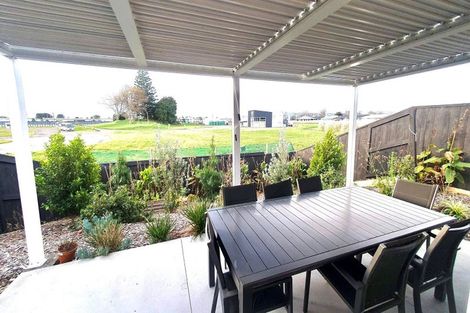 Photo of property in 11 Apostle Mews, Papamoa, 3118