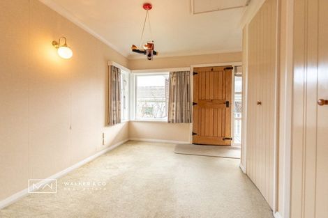 Photo of property in 8 York Avenue, Heretaunga, Upper Hutt, 5018