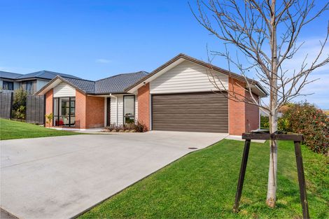 Photo of property in 4 Laly Haddon Place, Matakana, Warkworth, 0985