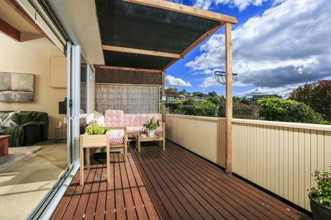 Photo of property in 25 Galaxy Drive, Mairangi Bay, Auckland, 0630