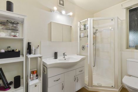 Photo of property in 41 Burma Road, Khandallah, Wellington, 6035