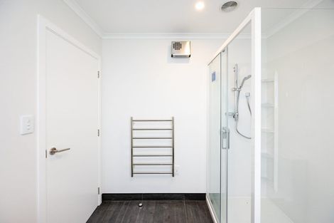 Photo of property in 53 Atlantic Drive, Fitzherbert, Palmerston North, 4410