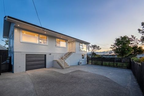 Photo of property in 122a Birkdale Road, Birkdale, Auckland, 0626