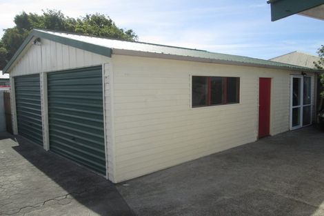 Photo of property in 2/50 Vancouver Crescent, Wainoni, Christchurch, 8061